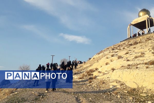 راهیان نور، زائران دیار عشق و حماسه