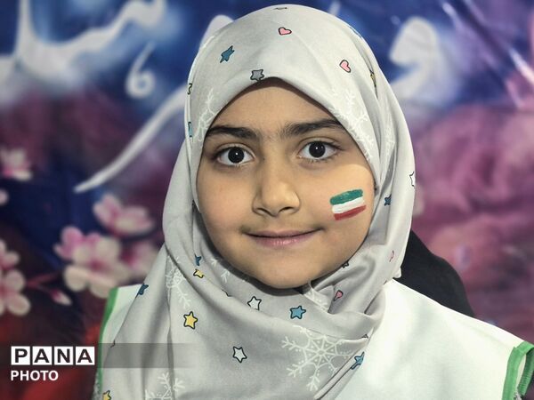 «قرار فرهنگی» صادقیه؛ فرصتی برای معرفی ظرفیت‌های تربیتی دانش‌آموزان منطقه ۵