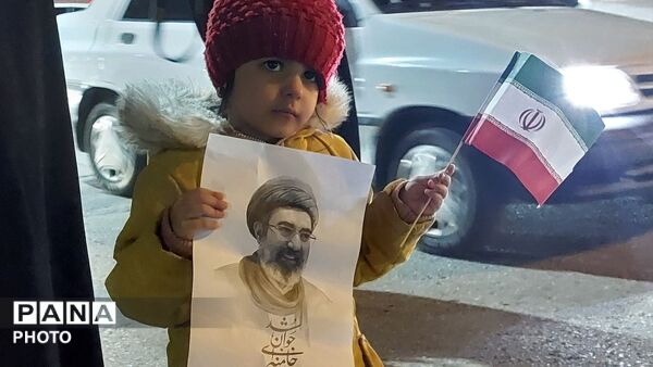 حضور پرشکوه پیشتازان فارسان در راهپیمایی 