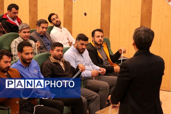 برگزاری کارگاه ضمن خدمت پیشتازان در سملقان
