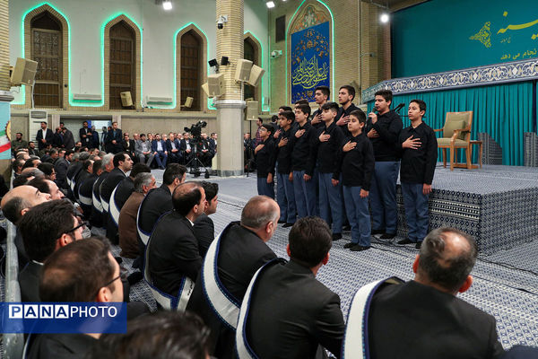 دیدار هزاران نفر از کارگران سراسر کشور با رهبر انقلاب