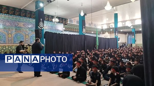 اجتماع بزرگ احلی من العسل در شهرستان برخوار