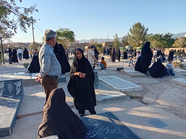 زیارت اهل قبور در روز شهادت امام حسن( ع) در کاشمر