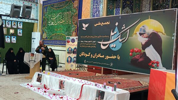 تجمع مادران و کودکان زنجانی به‌مناسبت سالروز کشف پیکر نوزادان شهید غزه