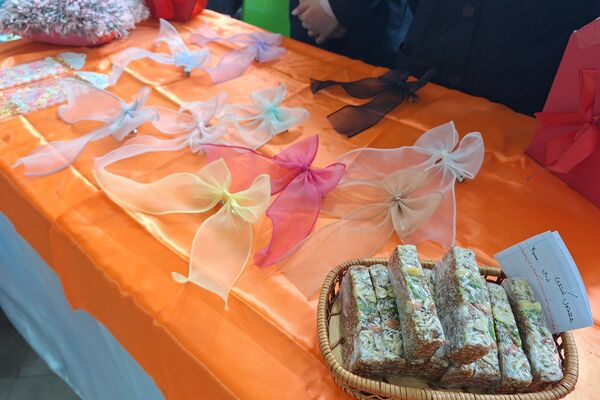 جشنواره ایرانمون در دبیرستان خدیجه کبری (س) پردیس