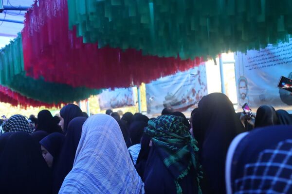 دانش‌آموزان کوهدشتی در یادمان شهدای هویزه