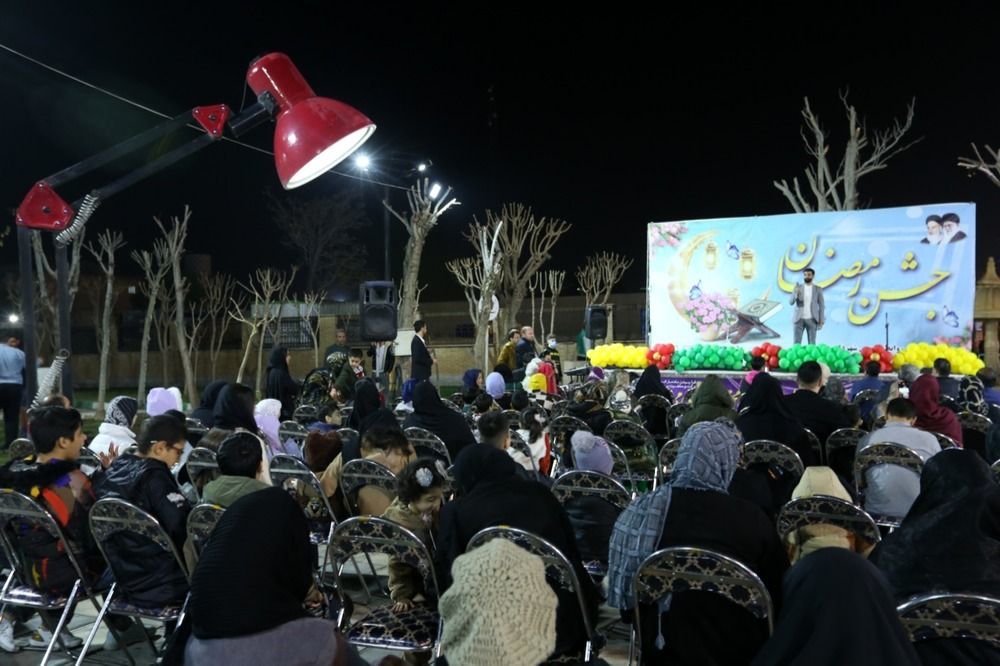 هدف از برگزاری جشن‌های ماه رمضان، خوشحالی و شادی مردم است