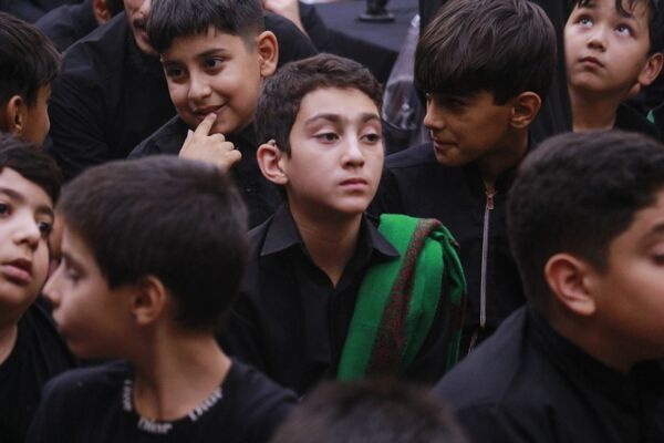 عزاداری دانش‌آموزان مشهدی در حسینیه فرهنگیان مشهد