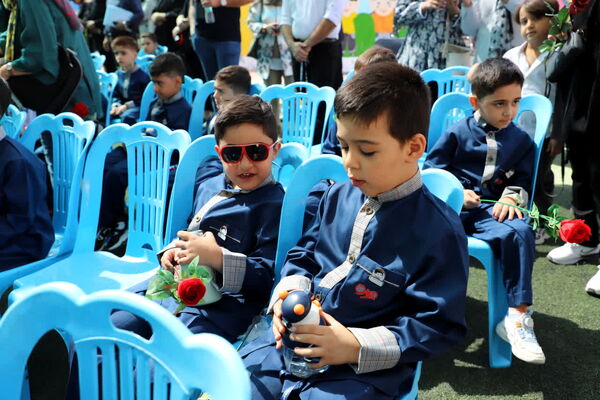 برگزاری جشن غنچه‌ها در مرکز استان چهارمحال و بختیاری 