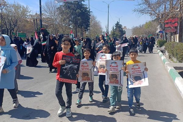 حضور پرشور مردم رودهن در راهپیمایی روز جهانی قدس 