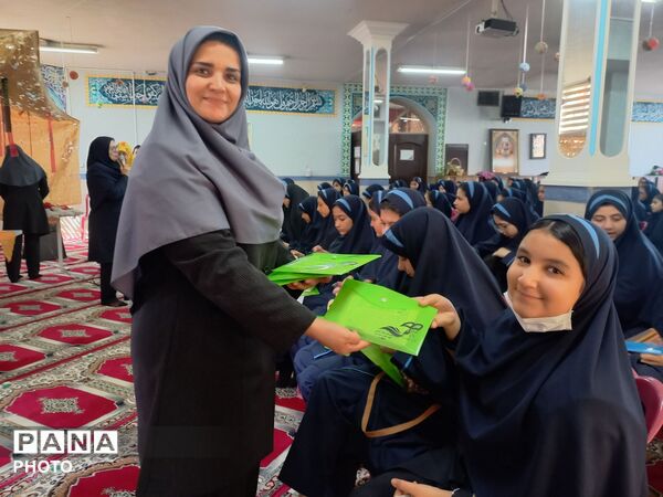 رویش جوانه‌ها در مدرسه شهید همت؛ شروعی شیرین برای پایه هفتم