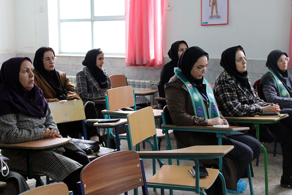 دومین روز از دوره ضمن‌خدمت مربیان سازمان دانش‌آموزی سملقان