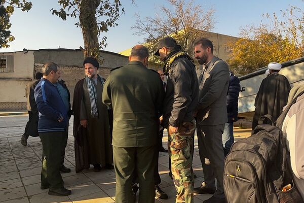 آغاز سفر معنوی دانش‌آموزان پسر ملارد به مناطق عملیاتی جنوب کشور