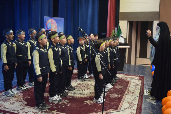 چهل و سومین جشنواره فرهنگی هنری فردا آغاز شد