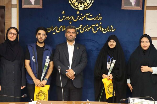 گرامیداشت روز خبرنگار در سازمان دانش‌آموزی؛ تجلیل از خبرنگاران دانش‌آموز پانا شهرستانهای تهران با حضور وزیر آموزش و پرورش