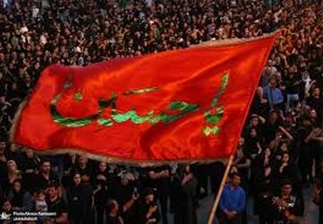 گلویت شد پاره از پیکان قربان لب‌هایت ای گل خندان