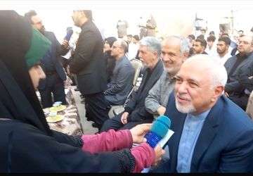 نسل‌های آینده از استاد فرشچیان الهام بگیرند