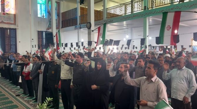 دانش‌آموزان سردشت بشاگرد تجلی‌گر ایستادگی در ۱۳ آبان