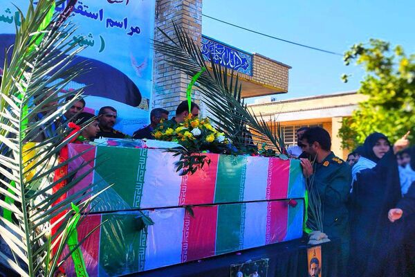  استقبال از شهدای گمنام در دبیرستان فرهیختگان شهرستان باشت