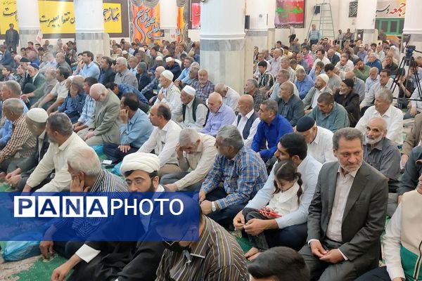 نماز جمعه عبادی سیاسی این هفته شهرستان‌قرچک