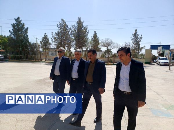 بازدید معاون آموزش متوسطه اداره‌کل آموزش و پرورش استان از مدارس شهرستان جاجرم 
