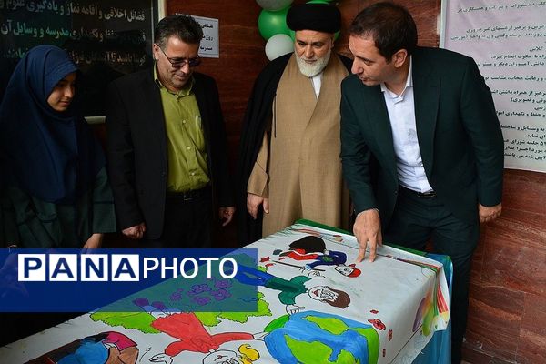 برگزاری مراسم هفته زمین پاک در بهارستان‌دو