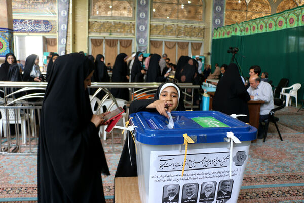 حضور نوجوانان قمی در انتخابات ریاست جمهوری -2