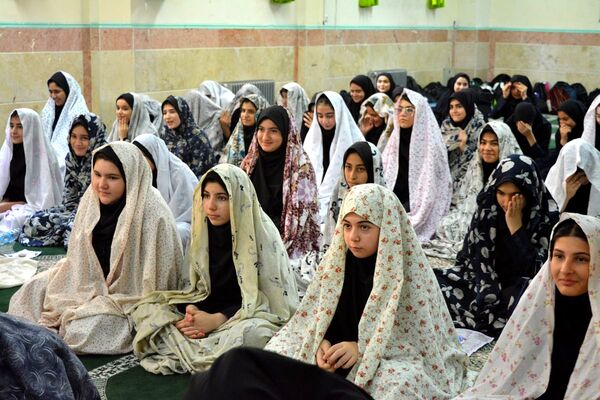 برگزاری مراسم مِهر با مُهر در بهارستان‌۲