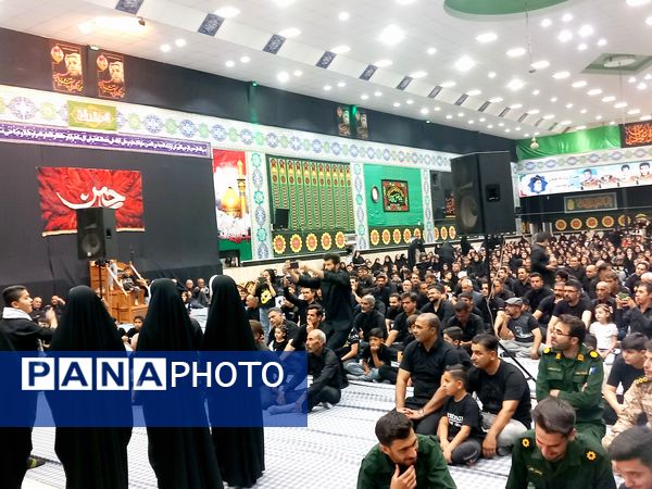 برگزاری یادواره شهدا در روستای بزنجرد 