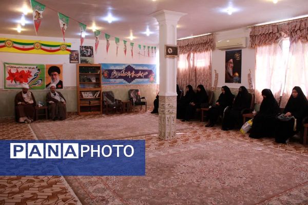 دیدار اقشار مختلف مردم با امام جمعه قاضی به مناسبت ۱۲ بهمن