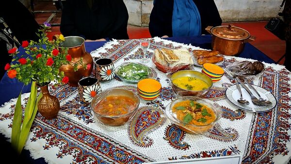 جشنواره غذاهای سنتی در نظرآباد؛ پیوند فرهنگ ،هنر و گردشگری