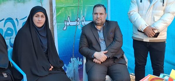 حضور گسترده و منسجم دانش آموزان و فرهنگیان منطقه ۱۰ در راهپیمایی ۲۲ بهمن ماه