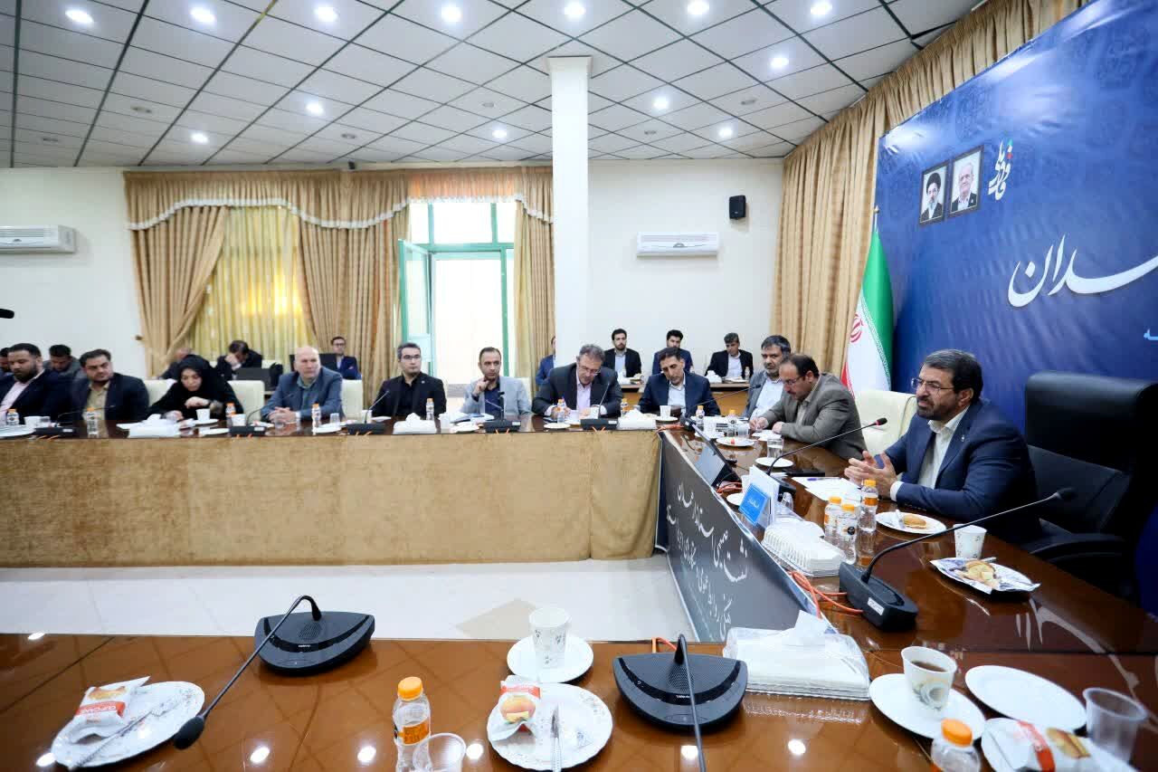 استاندار همدان بر نقش کلیدی روابط‌عمومی‌ها در ارتقای اعتماد عمومی تأکید کرد