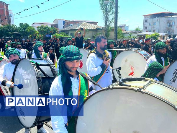 عاشورای حسینی در نور