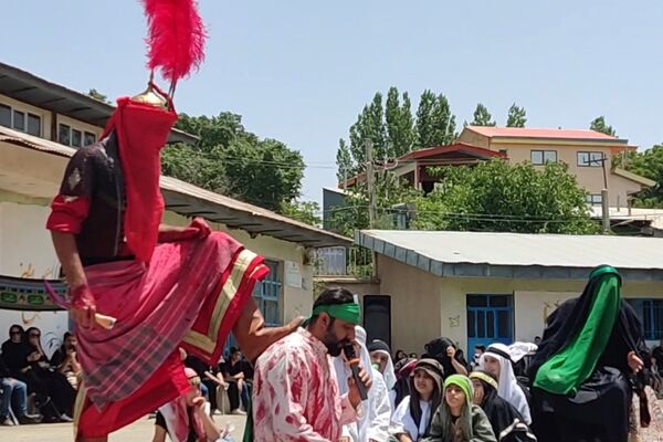 مراسم شبیه خوانی روز عاشورا در شهرستان طالقان