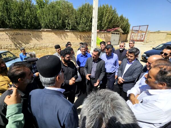 بررسی مسائل بخش لاران با حضور نماینده مجلس انجام شد