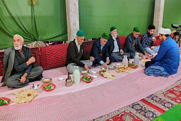 گذری بر اولین روز اعتکاف دانش آموزی سه روز در بهشت، شهر بار نیشابور