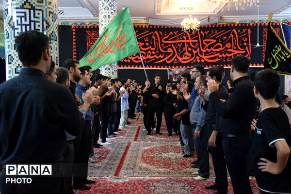 ترویج فرهنگ عاشورایی در آیین «احلی من العسل» زرقان