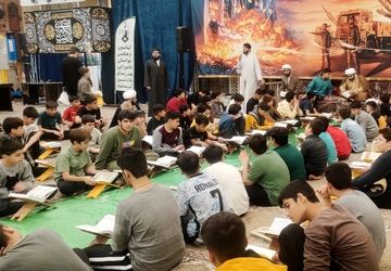 حضور دانش‌آموزان پیشتاز در آیین اعتکاف مسجد نبی(ص) طاق‌بستان