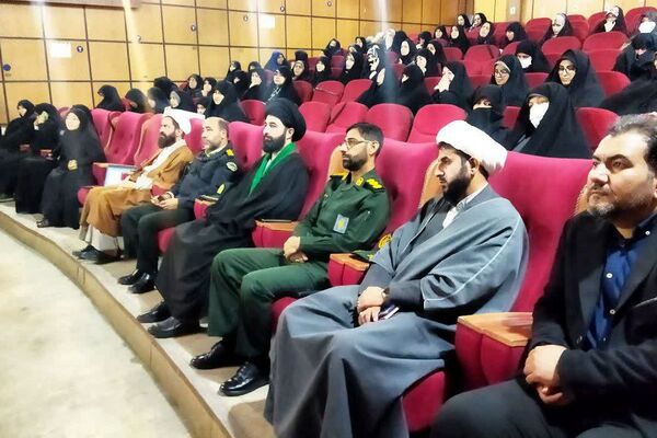 همایش بانوی مقاومت در فیروزکوه