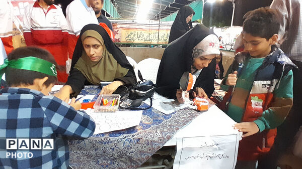 اعضای تشکل‌های دانش‌آموزی اصفهان پای کار ایران