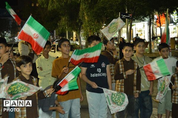 حضور فعال دانش‌آموزان دبستان شهید فهمیده در موکب شهدای دانش‌آموز ورامین
