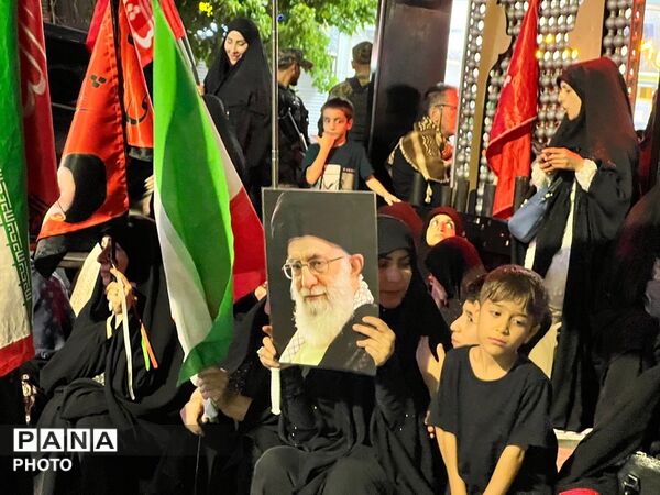 حضور باشکوه مردم کرج در در صدو سی وسومین شب از اجتماعات مردمی 