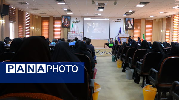 افتتاحیه دوره تربیت روایتگران قصه فلسطین در شهرستان پاکدشت 