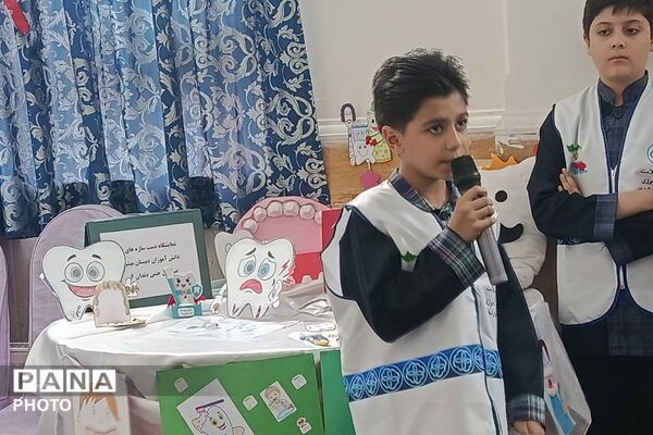 جشن رویش دندان کرسی در مدرسه پسرانه میثم