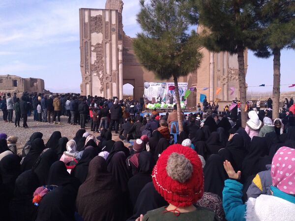 پیاده‌روی خانوادگی به مناسبت نیمه شعبان در روستای زوزن