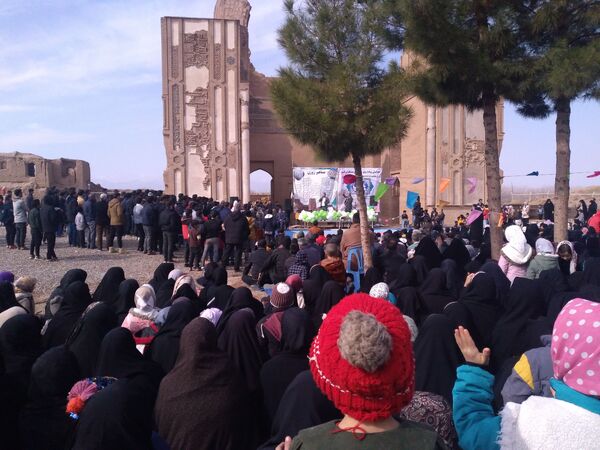 پیاده‌روی خانوادگی به مناسبت نیمه شعبان در روستای زوزن