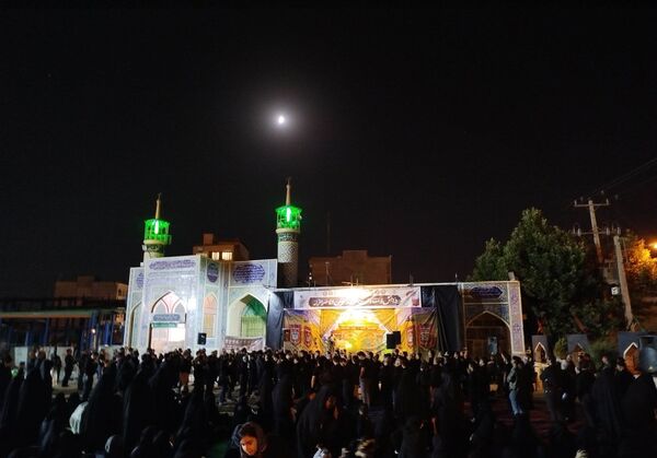 مراسم شب عاشورا  در گلزار شهدای نیشابور