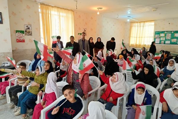 مدارس استثنایی از دستاوردهای مهم انقلاب اسلامی هستند