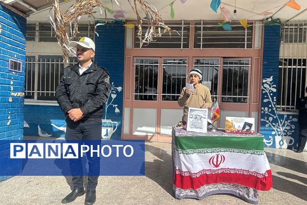 گرامیداشت دهه مبارک فجر در ناحیه دو شهرری